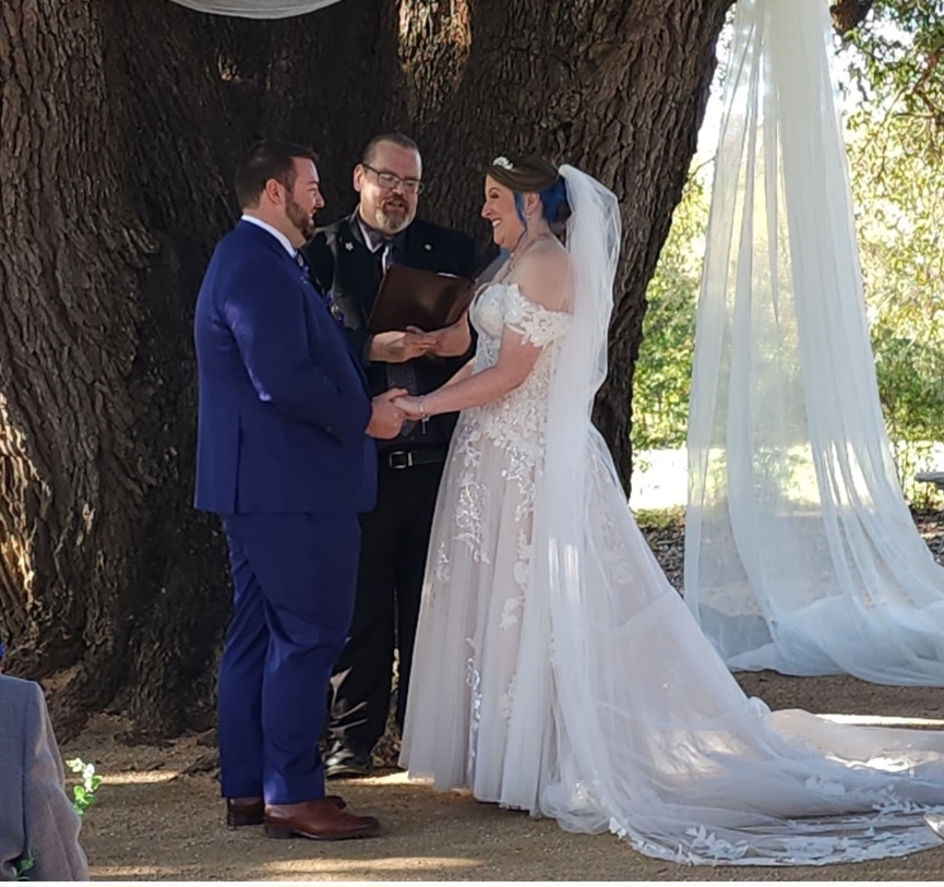 outdoor wedding under tree